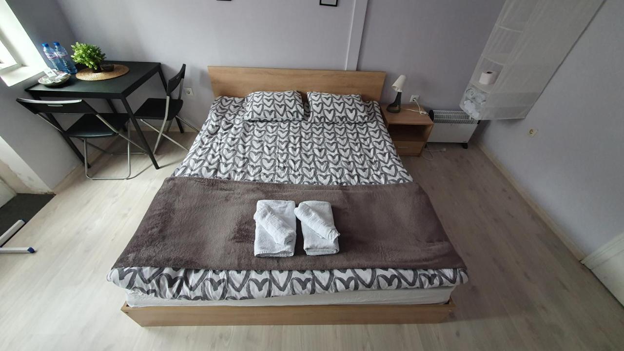 Стаи За Гости Sun House Apartment Varna ภายนอก รูปภาพ