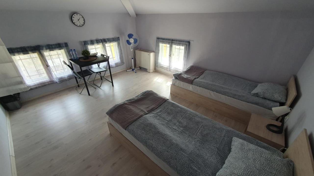Стаи За Гости Sun House Apartment Varna ภายนอก รูปภาพ