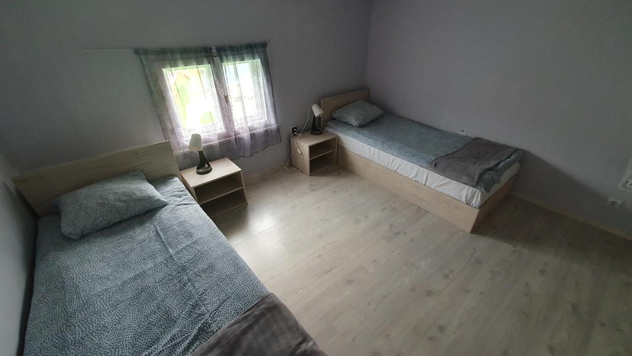 Стаи За Гости Sun House Apartment Varna ภายนอก รูปภาพ