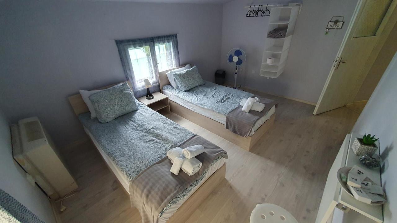 Стаи За Гости Sun House Apartment Varna ภายนอก รูปภาพ
